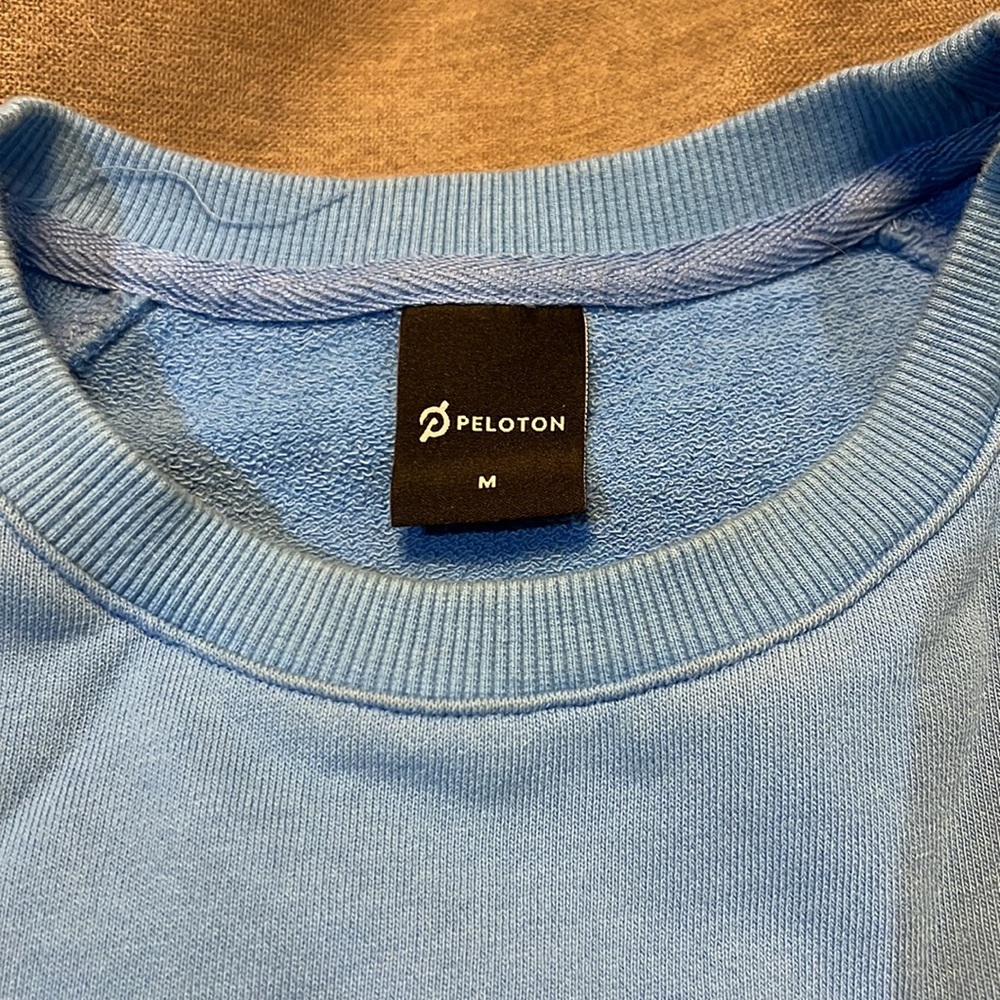 Peloton pullover - Picture 2 of 3